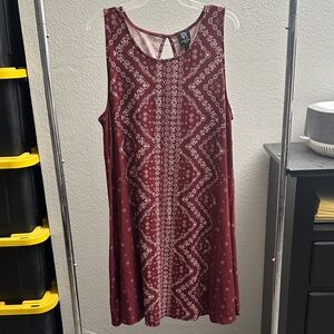 Derek Heart Maroon Patterned Dress